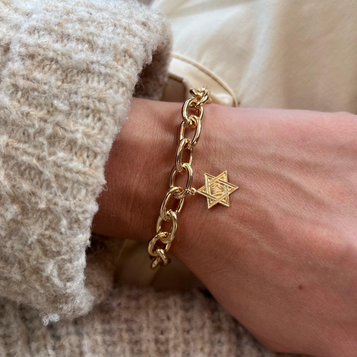 David deals star bracelet