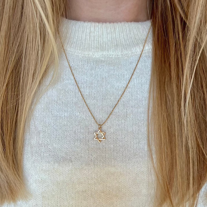 Gold chain with 2025 star of david